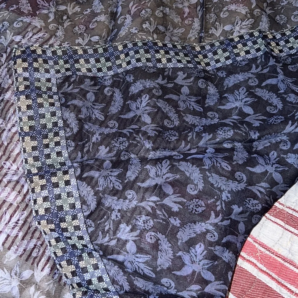 Hand Rolled Italy Vintage Silk Scarf Italca 20” square